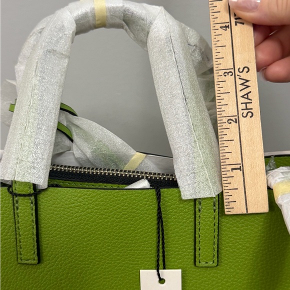 Marc Jacobs Green Pebbled Leather Tote Bag NWT
Easter Bag - Picture 11 of 15